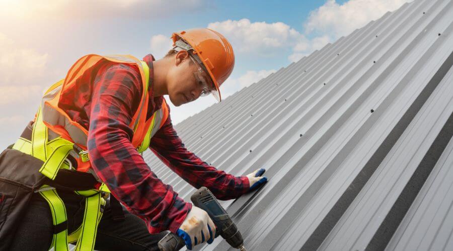 Professional New roof installation in Aredale, IA